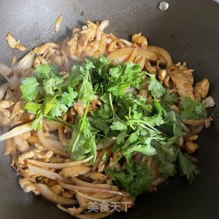 孜然炒鸡胸肉的做法步调：6