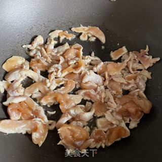 孜然炒鸡胸肉的做法步调：4