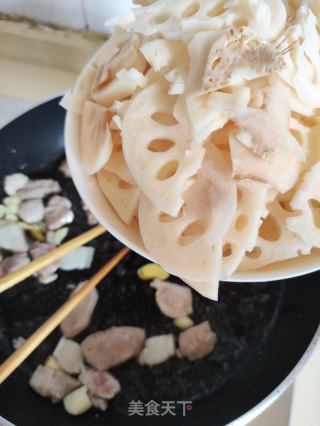莲藕炒肉片的做法步调：6