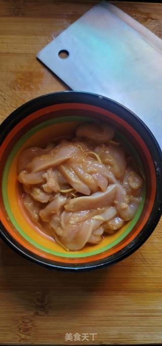 鸡胸肉蒸北瓜的做法步调：2