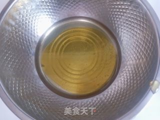 咸蛋黄豆沙月饼的做法步调：2