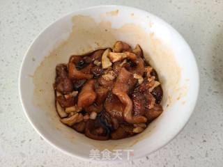 豆角焖里的做法步调：3
