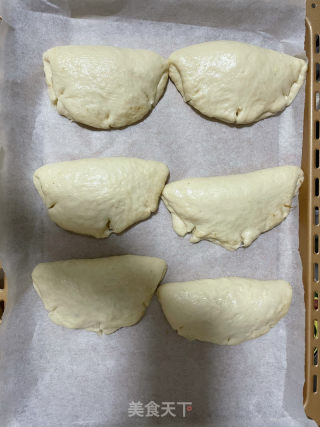云朵肉紧里包的做法步调：12