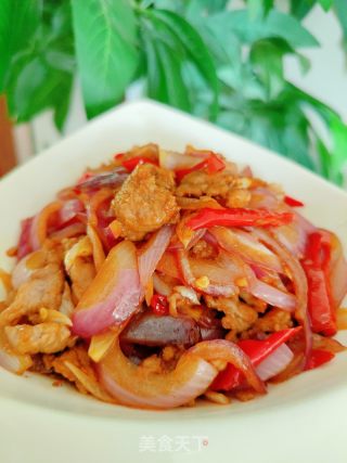 牛肉炒洋葱的做法步调：12