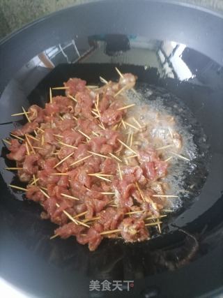 牙签牛肉的做法步调：9