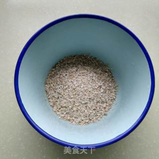 麦片千层饼的做法步调：1