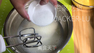 浮云瑞士卷，甘美奶油，坚实蛋糕，一心满意。的做法步调：8