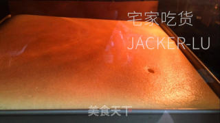 浮云瑞士卷，甘美奶油，坚实蛋糕，一心满意。的做法步调：16