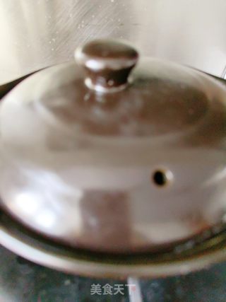 卤喷鼻牛肉煲仔饭的做法步调：9