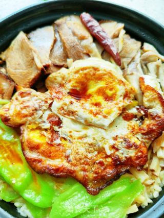 卤喷鼻牛肉煲仔饭的做法步调：11