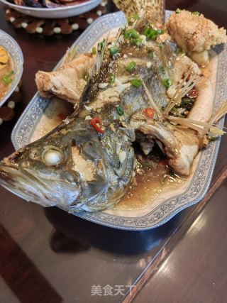 浑蒸鳜鱼的做法步调：5