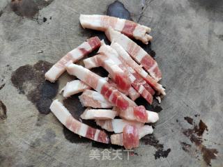 北瓜豆角焖里的做法步调：1