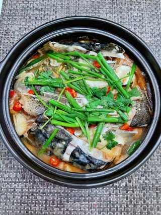 豆腐鱼头煲的做法步调：12
