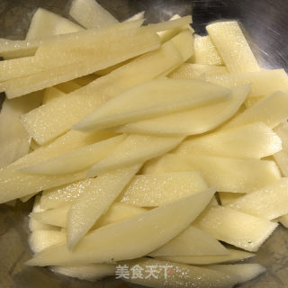 豇豆炒土豆的做法步调：2