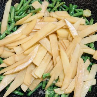 豇豆炒土豆的做法步调：6