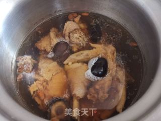 摄生鸡汤的做法步调：6