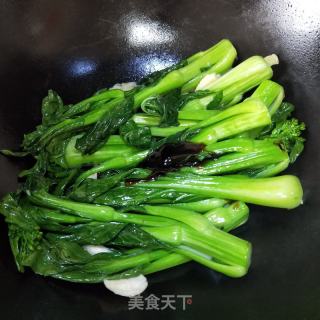 爆炒油菜心的做法步调：6
