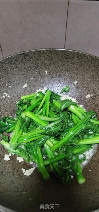 蒜喷鼻菜心的做法步调：9