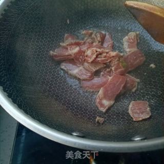 肉片炒利剑芹菜的做法步调：6