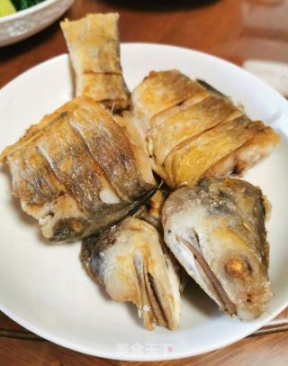 喷鼻煎马友鱼的做法步调：5