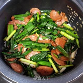 蒜苗鹅肉肠焖饭的做法步调：7