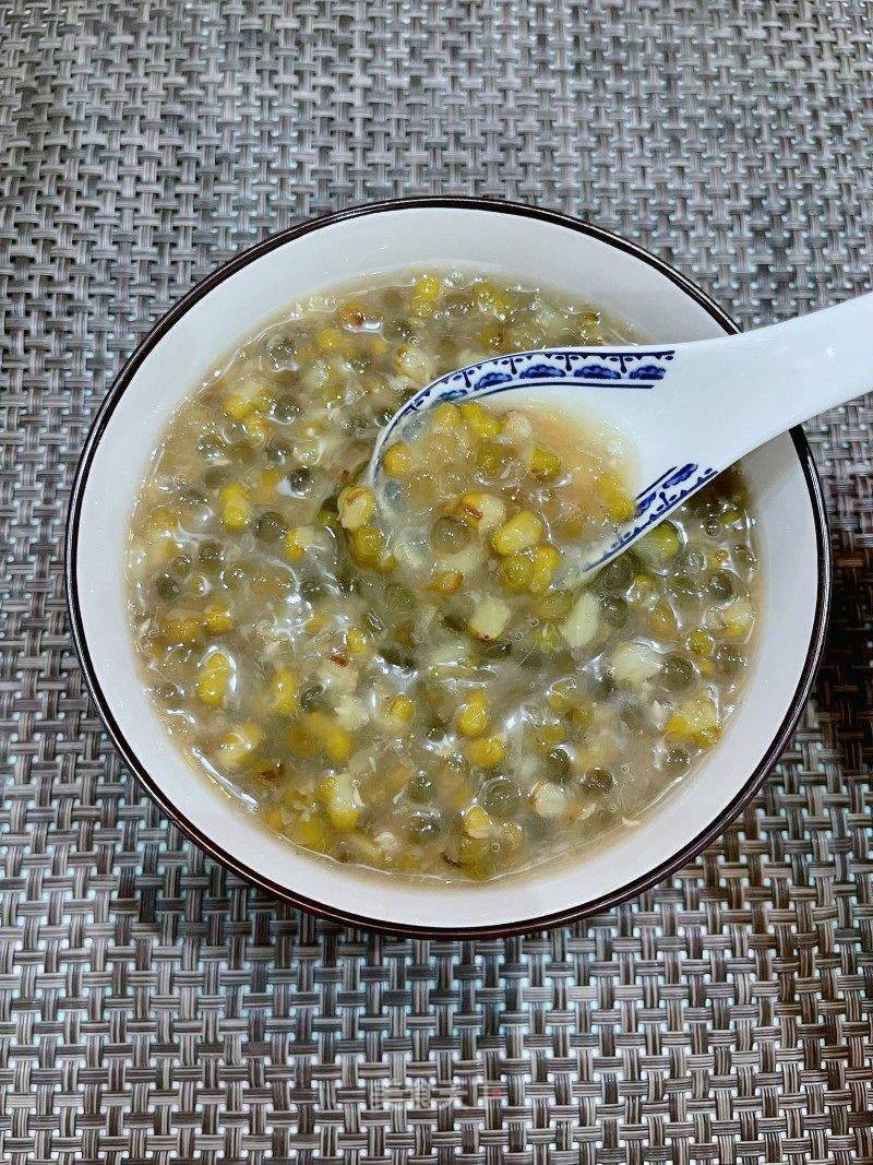 绿豆西米露的做法