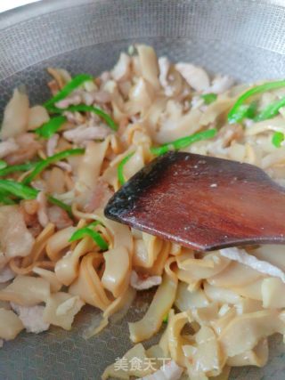 笋干炒肉的做法步调：8