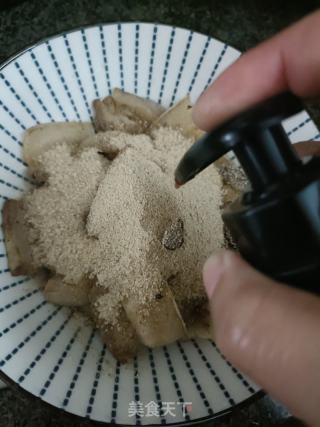 粉蒸肉的做法步调：6
