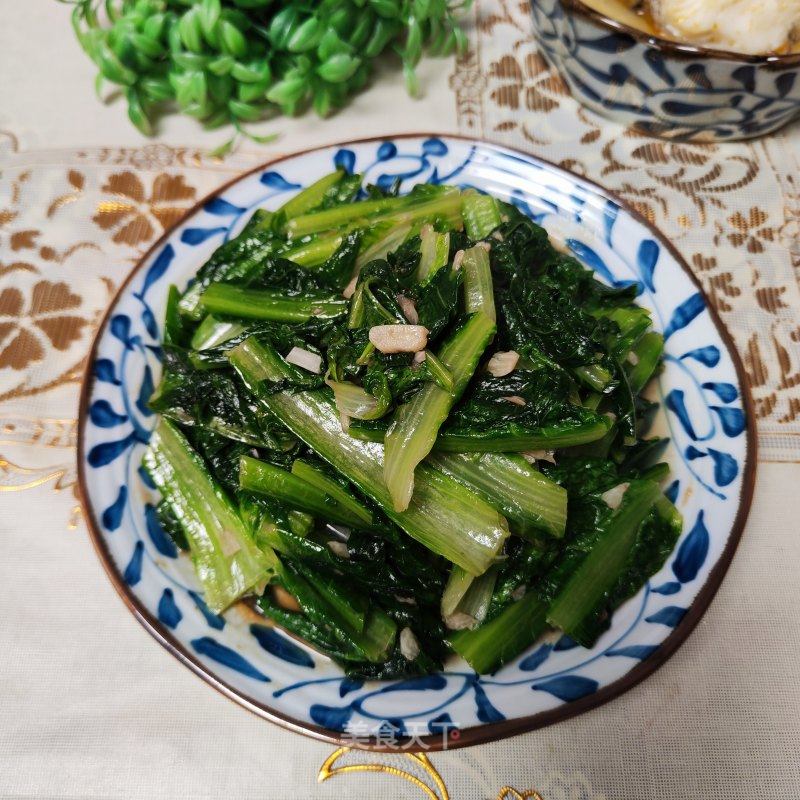 蒜蓉炒莴笋叶的做法