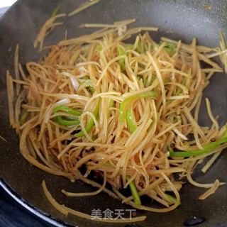 青椒土豆丝的做法步调：10
