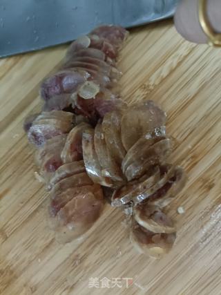 荷兰豆炒香肠的做法步调：4