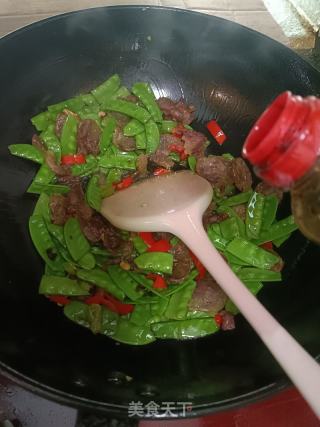 荷兰豆炒香肠的做法步调：7