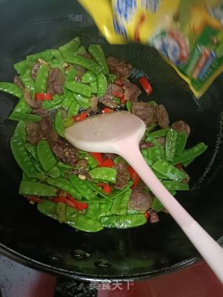 荷兰豆炒香肠的做法步调：8