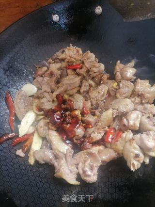 白烧鸡块的做法步调：8
