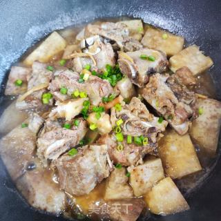 喷鼻芋烧排骨的做法步调：11
