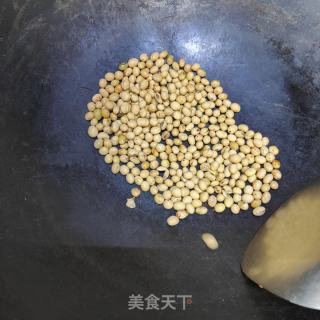 黄豆焖猪蹄的做法步调：6