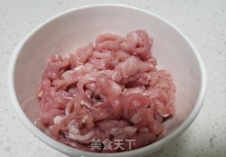 花菇青椒炒肉丝的做法步调：7