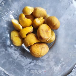 板栗焖饭的做法步调：2