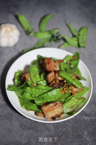 荷兰豆炒腊肉的做法步调：8