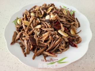 茶树菇炒肉丝的做法步调：9
