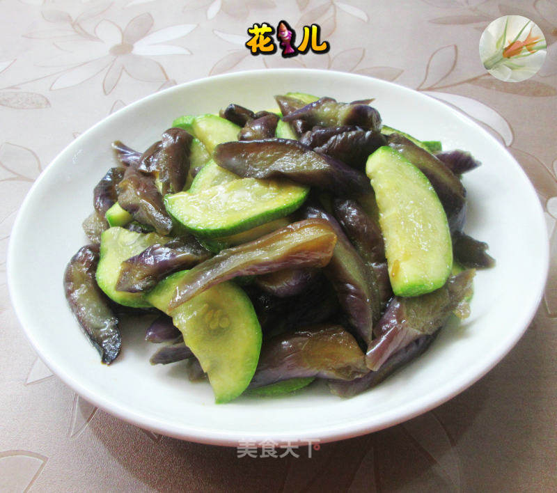 西葫芦炒茄子的做法