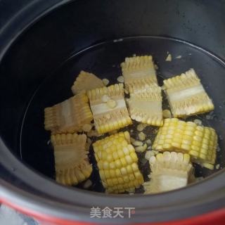 小鸡枞菌龙骨汤的做法步调：4