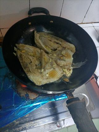 浑炖年夜鱼头的做法步调：11