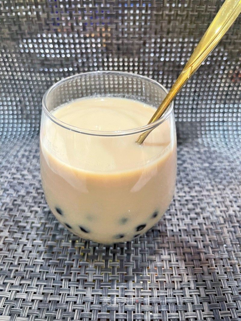 乌糖珍珠奶茶的做法