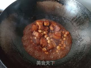 莲子白烧肉的做法步调：8