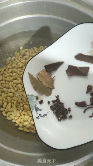 黄豆酱的做法步调：2