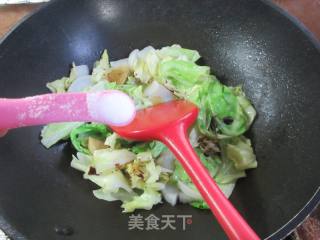 萝卜炒包心菜的做法步调：8