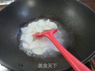 萝卜炒包心菜的做法步调：5