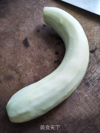 利剑瓜炒肉片的做法步调：1