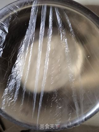 猪肉利剑菜饺子的做法步调：2